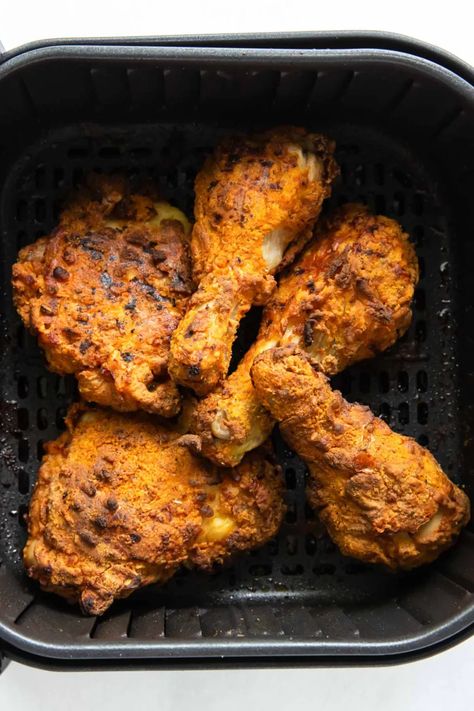 This Air Fryer Fried Chicken Recipe is the best! It's insanely crispy, perfectly seasoned and incredibly easy to make! With buttermilk and the best seasoning in the crispy coating. Use thighs, drumsticks or breasts! Reheat Fried Chicken, Chicken In Air Fryer, Chicken In The Air Fryer, Grilled Chicken Legs, Bbq Chicken Legs, Homemade Fried Chicken, Air Fryer Fried Chicken, Reheat Chicken, Making Fried Chicken