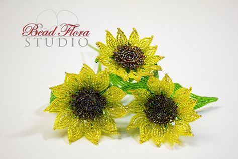 Beaded Flower Pattern, Beaded Sunflower, French Beading, Small Sunflower, Seed Bead Flowers, French Beaded Flowers, Wire Flowers, Sunflower Pattern, Learn French