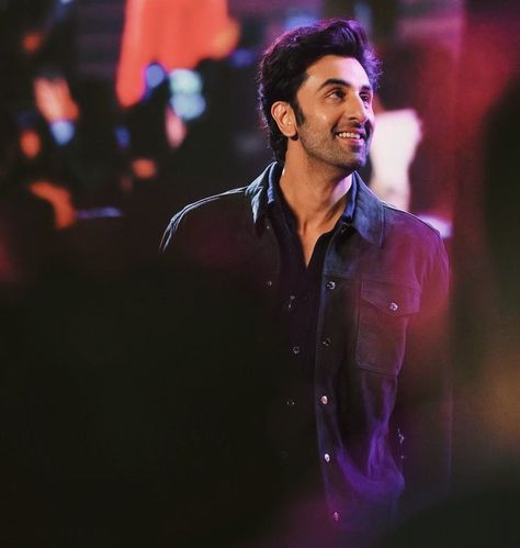 Ranbir Kapoor Wallpapers, Ranbir Kapoor Aesthetic, Trisha Saree, Ms Doni, Husband Appreciation, 90s Bollywood Aesthetic, Indian Actors, 90s Bollywood, Amy Jackson