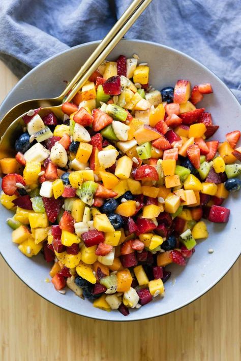 Recipe For Fruit Salad, In Season Fruit, The Best Fruit Salad, Summer Fruit Salad, Best Fruit Salad, Fruit Combinations, Summer Salads With Fruit, Fruit List, Variety Of Fruits