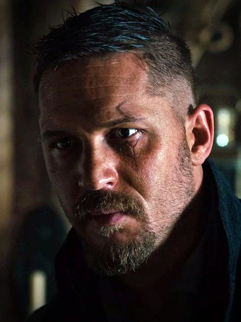 Taboo James Delaney, Taboo Tv Series, James Delaney Taboo, Tom Hardy Taboo, Taboo Series, Tom Hardy Pictures, Guy Tattoos, James Delaney, Tom Hardy Actor