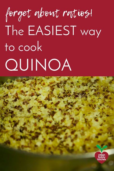 Wonder what's the water-to-quinoa ratio to get the best results? Don't worry about it! Read on to learn how to cook quinoa easily, without measuring cups. #quinoa #vegan #cooking #recipe Quinoa Cooking Instructions, Healthy Snack Bars, Cook Quinoa, Making Quinoa, Health Topics, Gluten Free Grains, Vegan Pumpkin, Quinoa Recipes, Batch Cooking