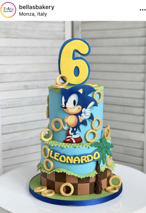 Sonic Birthday Cake Boys, Sonic Cakes For Boys, Sonic Desserts, Sonic Theme Cake, Super Sonic Cake, Sonic Cakes, Super Sonic The Hedgehog, Sonic Birthday Party, Sonic Birthday Cake