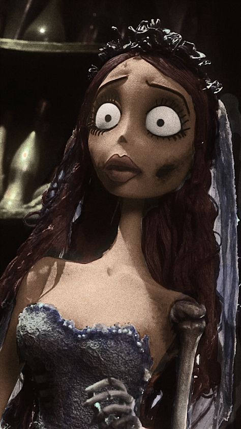 Human Emily Corpse Bride, Corpse Bride Flower Bouquet, Corpse Bride Emily Alive, Emily Corpse Bride Pfp, Corpse Bride Matching Pfp, Tim Burton Costumes, Halloween Pfps, Corpse Bride Movie, Bob Marley Legend