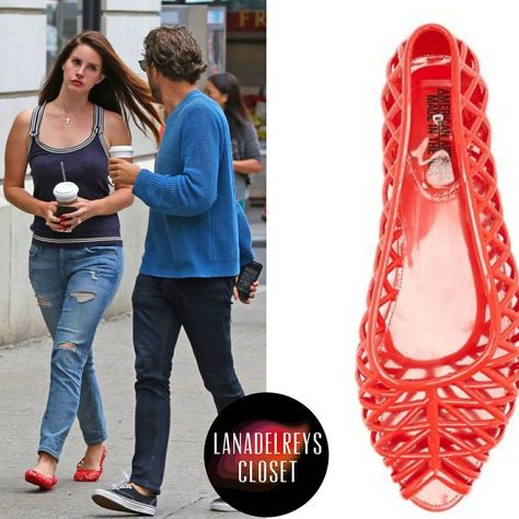 Lana Del Rey’s closet on Instagram: “Lana has worn these American Apparel "red vintage jelly shoes" currently sold out on their site. The second slide is a Dupe found on ETSY…” Lana Del Rey Shoes, Jelly Flats, Jelly Shoes, Red Vintage, Fashion Flats, Lana Del Rey, American Apparel, Jelly, Harem Pants