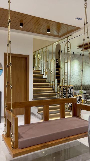 Wooden Jula, Jhula In Living Room, House Design Unique, Modern House Living Room, Swing In Living Room, Unique Home Decor Ideas, Statement Rugs, Home Decor Ideas Modern, Room Swing