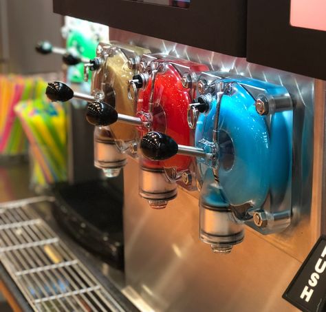 Coffee Granita, Frozen Drink Machine, Drink Machine, Slushie Machine, Slush Machine, Frozen Drink, Taco Shop, Fountain Drink, Frozen Coffee