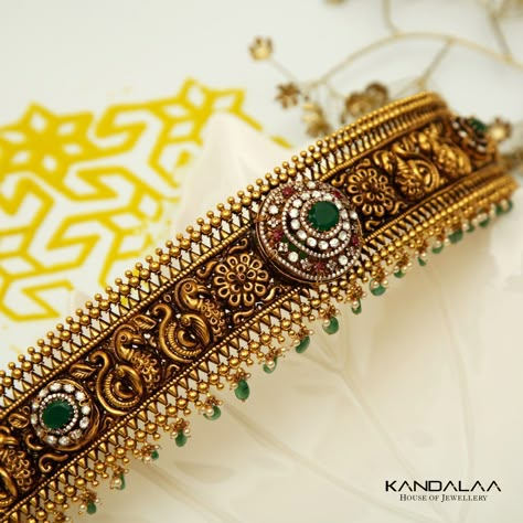 Discover the beauty of Cut Work Odiyanam, a traditional Kerala waist belt that blends intricate craftsmanship with vibrant design. Perfect for enhancing both traditional and modern attire, this unique piece celebrates India's rich cultural heritage while adding a touch of elegance to your wardrobe. Vaddanam Belt Designs Gold, Light Weight Gold Vaddanam Designs, 5 In One Vaddanam, Light Weight Vaddanam Gold, Gold Vaddanam, Detachable Locket Vaddanam, Gold Waist Belt, Vaddanam Designs, Pre Wedding Photoshoot Props