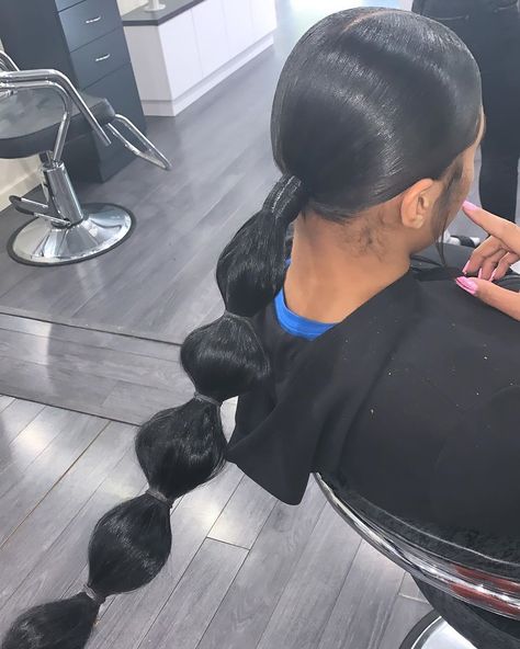 Tommoi Tugman on Instagram: “Perfection 😻” Balage Hair, Long Ponytail Hairstyles, Bubble Braid, Formal Hairstyles For Long Hair, Weave Ponytail Hairstyles, Sleek Ponytail Hairstyles, Weave Ponytail, Bubble Ponytail, Birthday Hairstyles