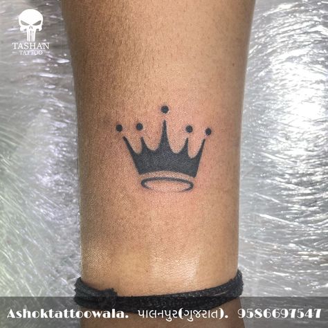 Five Point Crown Tattoo, Taj Tattoo, Best Star Tattoos, Tattoo King, King Crown Tattoo, Big Tattoos, Queen Crown Tattoo, Memorial Tattoo Ideas, King Tattoo