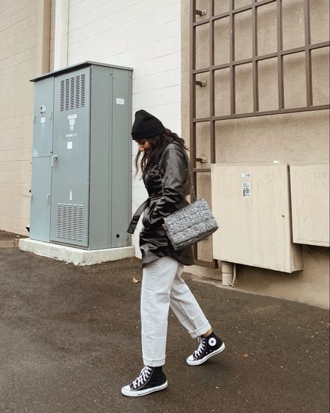 #f21xme #fallfashion #converse #beanie #winterfashionoutfits #leatherjacketoutfit #zara Beanie Outfit, Gloomy Day, Leather Jacket Outfits, Winter Fashion Outfits, Autumn Fashion, Converse, Zara, On Instagram, Instagram