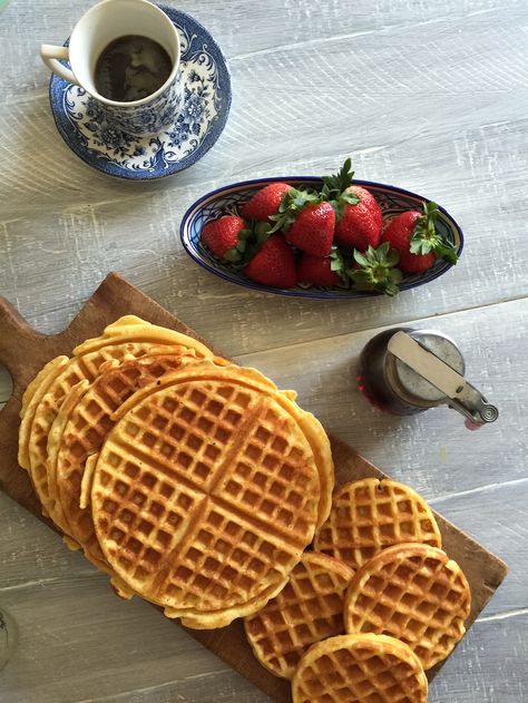 Honey Vanilla Waffles | In Jennie's Kitchen Greek Yogurt Waffles, Yogurt Waffles, Mini Waffle Recipe, Waffle Recipe Healthy, Dash Recipe, Homemade Greek Yogurt, Waffle Iron Recipes, Protein Pancake Mix, Healthy Waffles