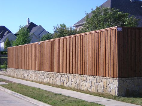 Stone And Wood Fence, Retaining Wall And Fence, Retaining Wall Fence, Backyard Fence Decor, Diy Bamboo, Stone Fence, Green Fence, Wood Fences, Timber Fencing