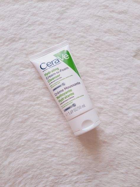 Review | Cerave Hydrating Cream to Foam Cleanser – Simply Saima Cerave Hydrating Cream To Foam Cleanser, Hydrating Cream To Foam Cleanser, Cream To Foam Cleanser, Cerave Cleanser, Skin Breaking Out, Japanese Skincare, Hydrating Cleanser, Cystic Acne, Benzoic Acid