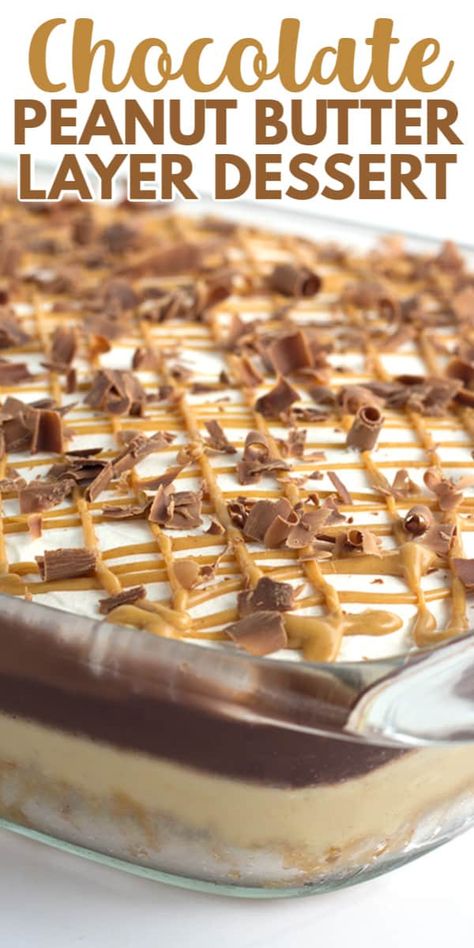 Chocolate Peanut Butter Layer Dessert - Love peanut butter desserts? This rich chocolate peanut butter layer dessert recipe will do the trick. It has a buttery pretzel crust, peanut butter cheesecake mousse, chocolate pudding, hot fudge, whipped cream and a peanut butter drizzle! #chocolatepeanutbutter #cookiedoughandovenmitt Peanut Butter Drizzle, Layered Dessert Recipes, Layer Dessert, Peanut Butter Cream Cheese, Butter Desserts, Peanut Butter Cream, Chocolate Peanut Butter Desserts, Smores Dessert, Dessert Halloween