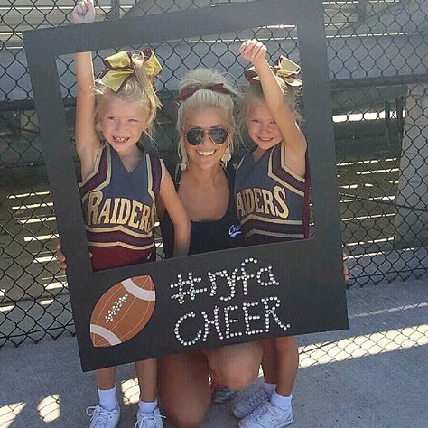 Cheer Mom & Coach 💗 Elementary Cheer Coach, Cheer Coach Pictures, October Cheer Ideas, Cheer Mom Must Haves, Cheer Team Party Ideas, Cheerleader Of The Week Ideas, Cheer Mom Aesthetic, Cheer Coach Aesthetic, Cheer Team Mom Ideas