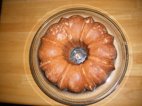 Georgia Pound Cake, The Best Pound Cake, Best Pound Cake, Paula Dean, Caramel Recipe, Paula Deen Recipes, Caramel Glaze, Pound Cake Recipe, Pound Cakes