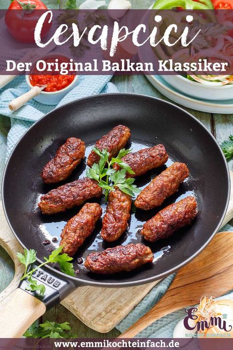 Cevapcici – das Original Meatball Pizza, Eat Smart, German Food, How To Eat Less, Chicken Nuggets, Crispy Chicken, Keto Meal Plan, No Carb Diets, Keto Snacks