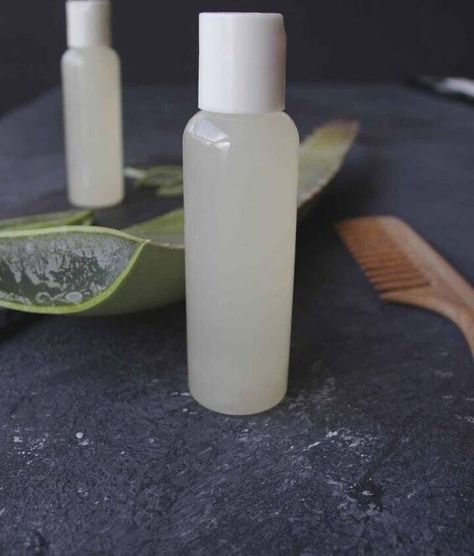 Diy Showers, Natural Makeup Recipes, Diy Aloe Vera Gel, Diy Shampoo Recipe, Hair Growth Oil Recipe, Homemade Natural Shampoo, Shampoo Bar Recipe, Shampoo For Hair Growth, Aloe Vera Shampoo