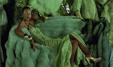 The Wiz on Pinterest | Diana Ross, Costumes and Sketches African American Family, Family Films, Land Of Oz, Beautiful Film, Afrocentric Art, City Scene, Emerald City, Norma Kamali, Universal Pictures