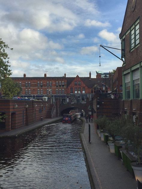 Birmingham Canal, London England Travel, Bangalore City, Birmingham City Centre, England Aesthetic, England Map, Ac Hotel, University Of Birmingham, Travel Hack