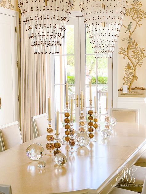 Home Decor Ideas with crystal and lucite Crystal Tablescape, Lots Of Candles, Accent Table Decor, Marble Candle Holder, White Ginger Jars, White Hydrangeas, Table Setting Inspiration, Marble Candle, Room Diffuser