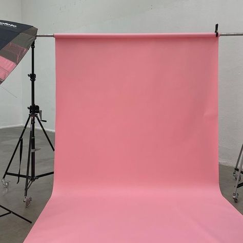 Pink Backdrop, Studio Backdrops, Photoshoot Themes, Studio Photoshoot, Studio Background, Studio Shoot, Textiles Fashion, Business Inspiration, Digital Art Tutorial