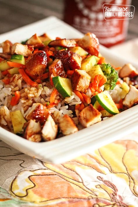 These Rumbi Rice Bowls taste just like the original, maybe even better! Make the recipes in the order given for a quick, delicious meal. Teriyaki Chicken Rice Bowl, Rice Bowl Recipe, Teriyaki Chicken And Rice, Marinated Cucumbers, Chicken Rice Bowls, Rice Bowls Recipes, Hawaiian Food, Bowl Recipe, Easy Beef