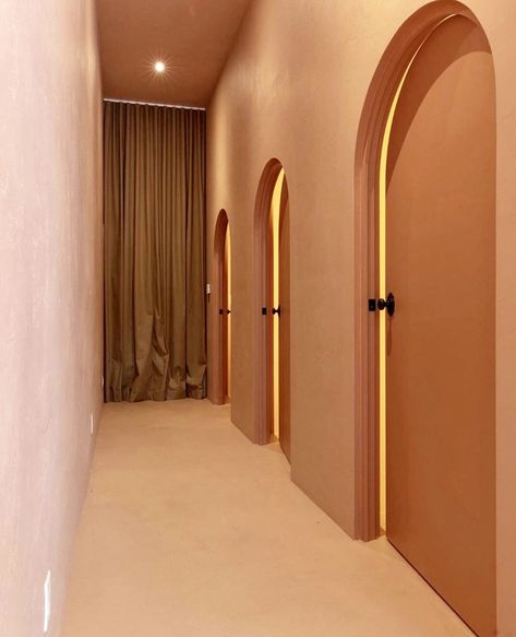 Spa Door Design, Curved Door Design, Tanning Studio Design, Tanning Salon Ideas Interior Design, Tanning Salon Design, Arc Door, Spa Door, Tanning Salon Decor, Spray Tan Salon