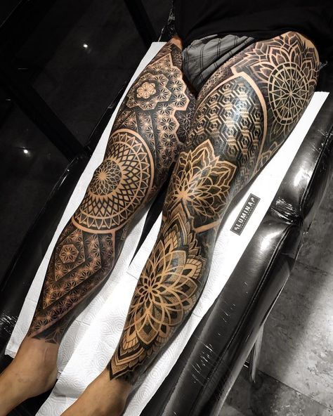 Lumina_tattoo_studio on Instagram: “Both full leg mandala full dotwork done @lumina_tattoo_studio swipe for another side 👉 . I know this is different of my style but it was so…” Geometric Mandala Leg Tattoo, Black Work Leg Sleeve, Mandela Leg Tattoos, Geometric Knee Tattoo, Mandala Tattoo Leg, Geometric Tattoo Leg, Mandala Tattoo Men, Tato Maori, Mandela Tattoo