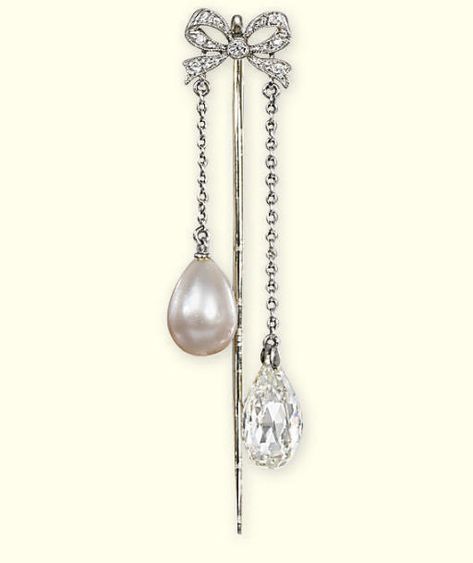 A BELLE EPOQUE PEARL AND DIAMOND PIN BROOCH   The small single-cut diamond bow suspending a drop-shaped pearl and a briolette-cut diamond, pearl untested, circa 1905, pin 5.6 cm long Victorian Wedding Brooches With Diamond Accents, Diamond And Pearl Brooch, Victorian Diamond Brooch For Evening, Belle Epoque Jewelry Necklaces, Luxury Elegant Brooch With Pearl Pendant, Diamond Bows, Edwardian Jewelry, Diamond Brooch, Vintage Pearls