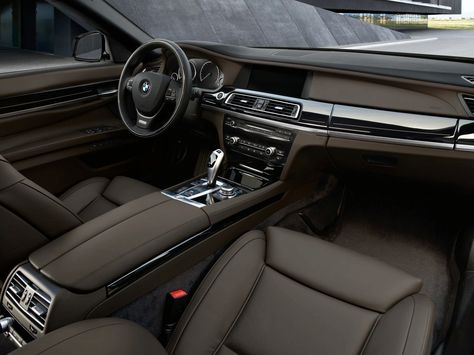 You have to admit, BMW has the most tasteful cabin design of any car, price range notwithstanding. Bmw New Cars, Best Car Interior, Rich Lifestyle Luxury, Bmw Interior, Luxury Transportation, Cars Interior, Bmw X7, Fast Sports Cars, Luxury Car Interior