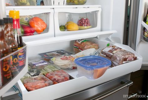 The deli tray is amazing for storing meats, cheeses, and veggie platters. Deli Drawer Organization, French Door Refrigerator Organization Ideas, Best Way To Store Celery In Fridge, Organize A French Door Refrigerator, Samsung French Door Fridge Organization, Hummus Dippers, Lg French Door Refrigerator Organization, Maytag Refrigerator, Deli Tray