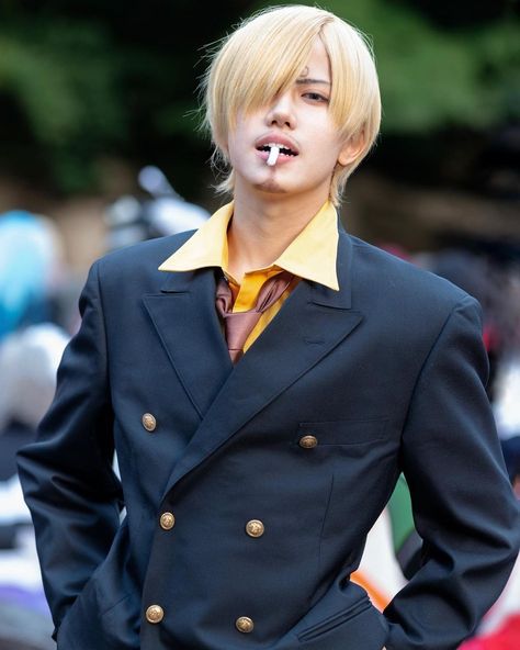 Prince Sanji, Monkey Anime, Sanji Cosplay, Video Tik Tok, One Piece Sanji, Ren Faire Costume, Vinsmoke Sanji, One Piece Cosplay, One Piece Man