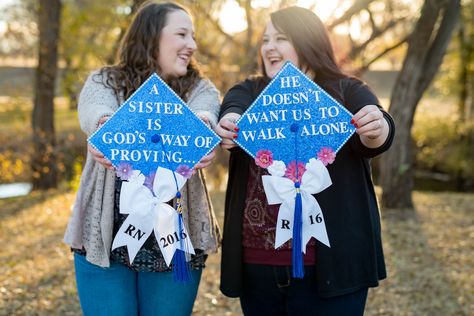 Graduation cap idea. #DIY #gradcap  Sisters graduating together 💕 Twin Graduation Caps, Grad Cap Ideas, High School Graduation Cap, Senior Crown, College Graduation Cap Decoration, Crown Ideas, Bing Bong, Grad Ideas, Cap Decoration