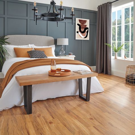 Caramel Wood Bedroom, Honey Oak Floors Bedroom, Orange Wood Floor Bedroom, Oak Floor Bedroom Ideas, Bedroom Ideas Wood Floor, Oak Floor Bedroom, Warm Wood Bedroom, Brown Floor Bedroom, Tranquil Bedroom Ideas