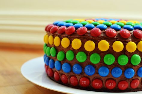 The Craziest Colour Party Ever (MNMs cake) Rollerskate Party, Mnm Cake, Primary Color Party, Colour Party, M&m Cake, Simple Cakes, Cookie Cake Recipe, Primary Colours, Layered Cake