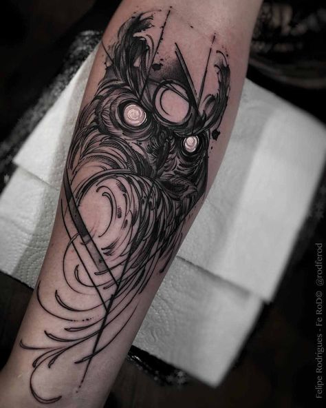 Dark Owl Tattoo, Abstract Owl Tattoo, Black Owl Tattoo, Owl Tattoo Sleeve, Lantern Tattoo, Wing Tattoo Designs, Planet Tattoos, Owl Tattoo Design, Best Tattoo Ideas