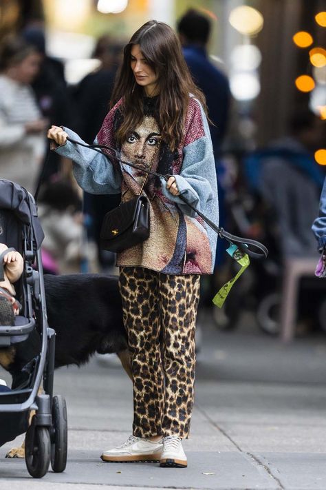 Cheetah Pants, Printed Pants Outfits, Leopard Print Outfits, Animal Print Jeans, Autumn Street Style, Emily Ratajkowski, Mode Inspo, Inspiration Mode, Looks Style