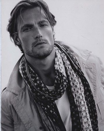 Gabriel Aubry, Wilhelmina Models Gabriel Aubry, Steamy Romance, Wilhelmina Models, Corte De Cabelo Masculino, Img Models, Top Models, Scarf Men, Male Beauty, Model Agency