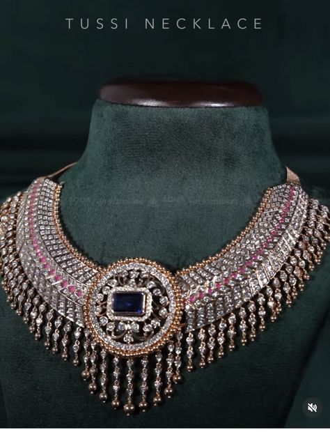 Tussi Diamond Necklace, Designer Pendants, Diamond Haram, Vintage Indian Jewelry, Kids Jewellery, Wedding Jewellery Designs, Engagement Signs, Kundan Jewellery Bridal, Bridal Necklace Designs