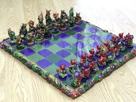 Teddy Bear Chess Set.  Made with polymer clay. Clay Chess Pieces, Clay Games, Clay Chess, Chess Sets, Chess Pieces, Chess Set, Dry Clay, Air Dry Clay, Chess