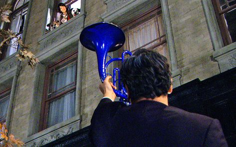 It's not the yellow umbrella. It has always been the blue french horn. How I Met Your Mother #himym Ted E Robin, Ted Himym, Ted And Robin, Marshall And Lily, Robin Scherbatsky, How Met Your Mother, Ted Mosby, How I Met Your Mother, Comedy Show