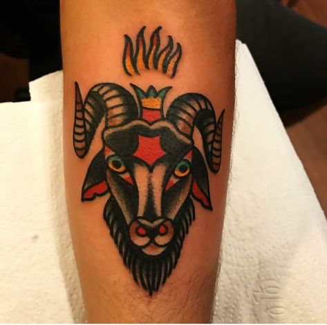 American Traditional Ram Skull Tattoo, Ram Skull Tattoo Traditional, American Traditional Aries Tattoo, Ram Tattoo Traditional, American Traditional Ram Tattoo, American Traditional Goat Tattoo, American Traditional Goat, Traditional Ram Tattoo, Goat Traditional Tattoo