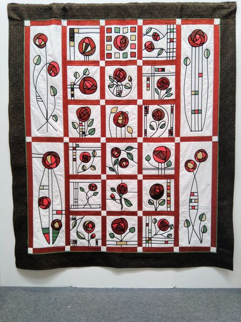 Charles Rennie Macintosh, Macintosh Rose Pattern, Macintosh Rose, Anniversary Quilt, Charles Rennie Mackintosh Designs, Rose Quilts, Mackintosh Rose, Stained Glass Quilt, Ruby Anniversary