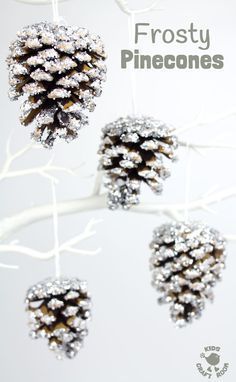 A classic frosty pinecone craft with a clever twist makes gorgeous Winter and Christmas ornaments. A super frosty, super sparkly and super fun Winter craft for kids! Jul Diy, Fun Winter Crafts, Diy Pinecone, Winter Ornaments, Winter Craft, Cones Crafts, Pine Cone Crafts, Winter Crafts For Kids, Craft For Kids