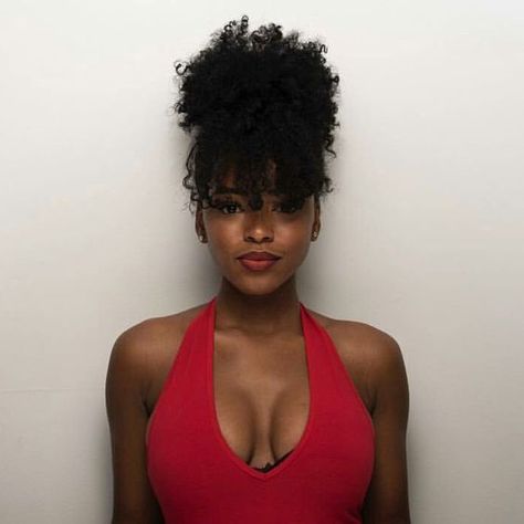 Lovie Simone, Natural Hair Bangs, Natural Hair Bob, Natural Hair Transitioning, Pelo Afro, 4c Natural Hair, High Bun, Natural Curls Hairstyles, Natural Hair Styles Easy