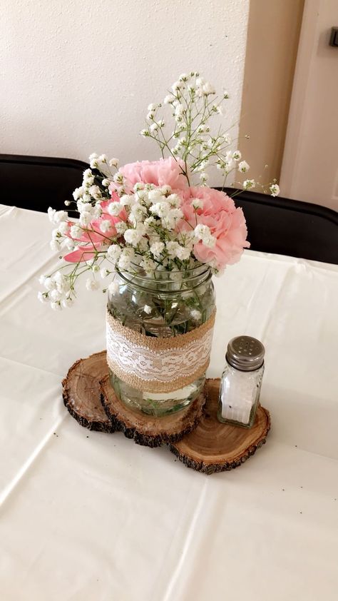 Gender Reveal Flower Centerpieces, Centerpieces Gender Reveal, Gender Reveal Centerpieces, Mason Jar Flower Arrangements, Gender Reveal Baby Shower Themes, Mason Jar Flowers, Flower Centerpiece, Small Mason Jars, Baby Gender Reveal Party