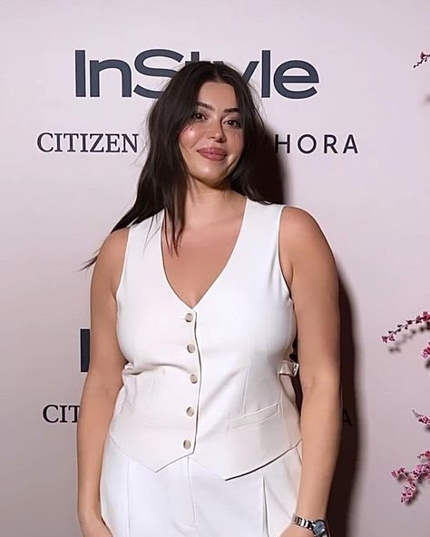 LAUREN CHAN on Instagram: "Flew to LA for a star-studded dinner with @instylemagazine and @citizenwatchus! 🪩 Find my GRWM Story takeover on @instylemagazine this…" Lauren Chan, Plus Size, Stars, Health, On Instagram, Instagram