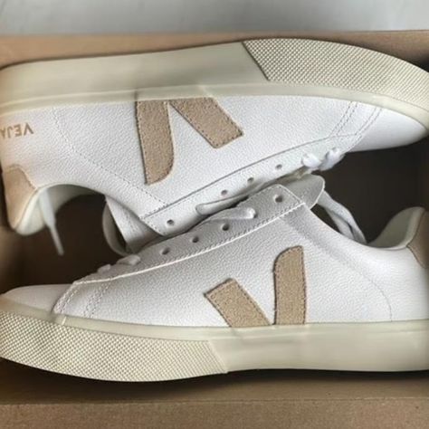 veja campo sneakers Veja Campo Sneakers, Veja Shoes, Box Color, Sneaker Shopping, Color White, Sneakers, Plus Fashion, Closet, Fashion Trends